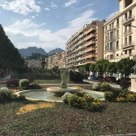 Maroelvi * Menton